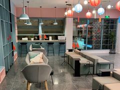 -魔方公寓(宁国路店)