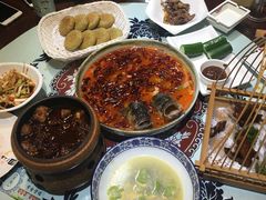 -不二舟食府(车站南路店)