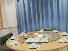 包厢-深巷家味馆.湖北头牌红烧鱼头拌饭(黄陂店)