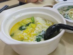 -莱莱小笼·乔艾
