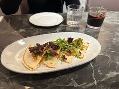 -LESCEDARS Brasserie Bistro香柏树