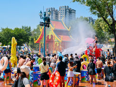 -欢乐水魔方水世界