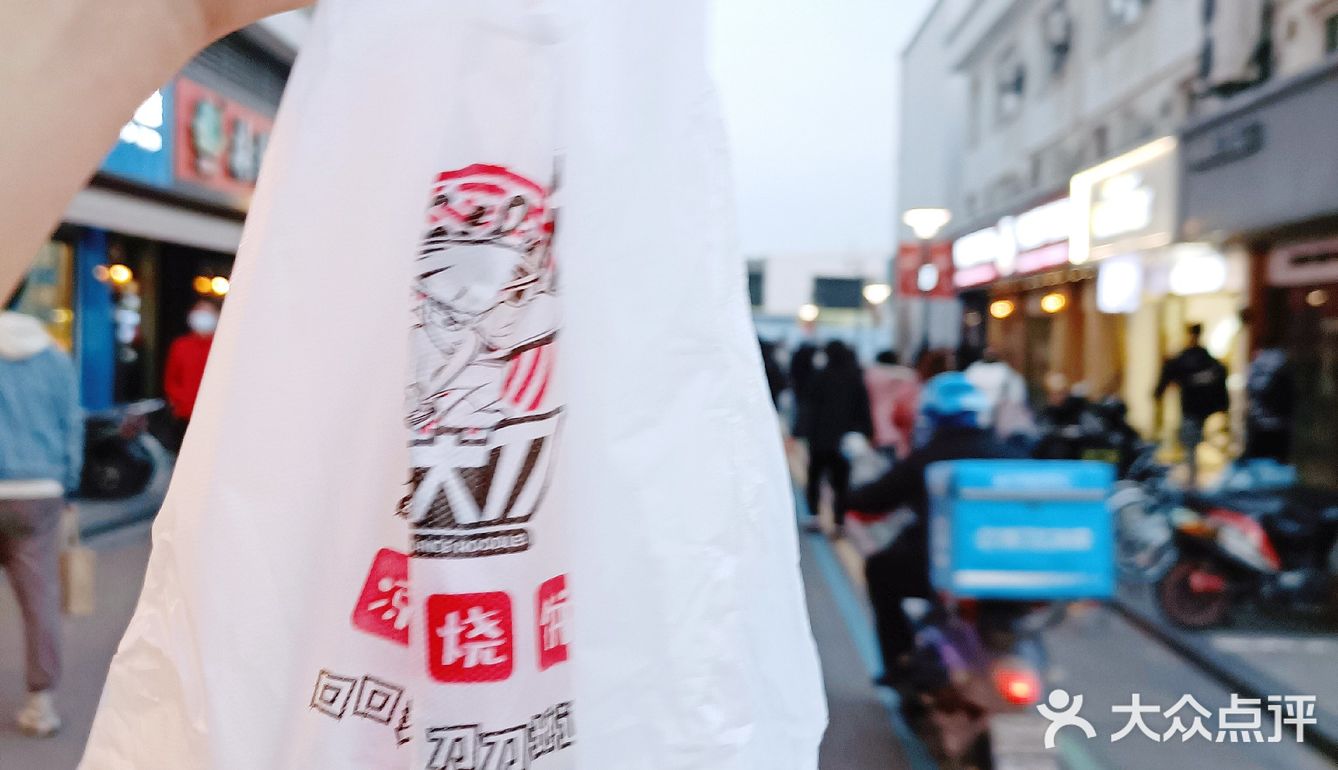 宁波探店|记忆中的脆皮烤鸭卷?