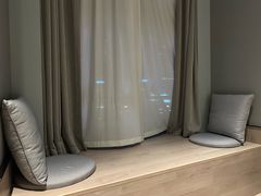 -上海虹桥中心爱琴海亚朵S酒店