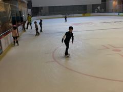 -冰纷万象滑冰场(二七万象城店)