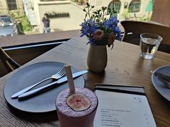 无花果酸奶奶昔-BOR Eatery(安福路店)