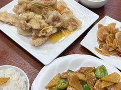 -东北风味思缘食府(对湖路店)