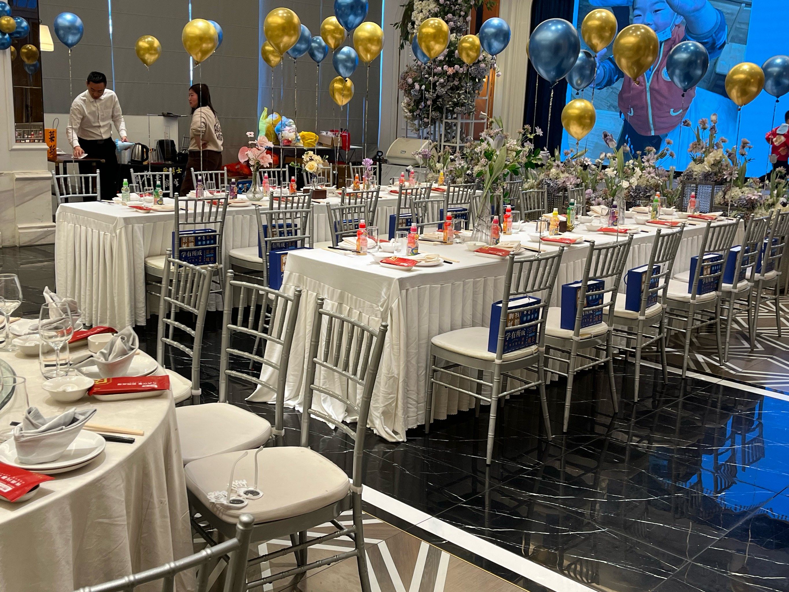 生日宴会 水晶厅一直都是我喜欢的一个厅