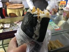 海苔肉松鸡蛋-糯米包油条(武汉大学店)