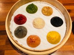 八色小笼包-乐天皇朝(爱雍·乌节购物中心店)