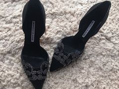 -Manolo Blahnik(置地广场店)