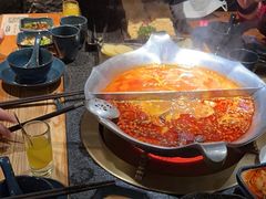 -湊湊火锅·茶憩(南京东路悦荟店)