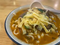 老酸菜牛腱子面-阿彬生炒牛肉面(解放路店)