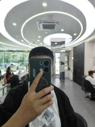 -MOVAN  HAIR莫凡匠人发型屋