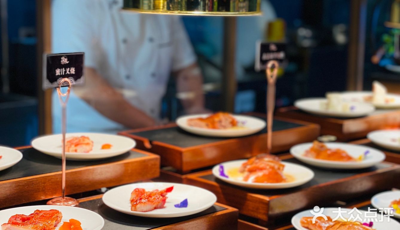 华丽丽的海鲜大餐，全部无限量畅点畅吃