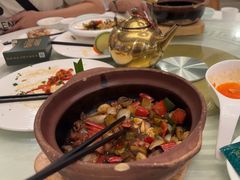 -五谷芳乳鸽王(海景店)