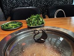 -山河屯铁锅炖·非遗东北菜(南山店)