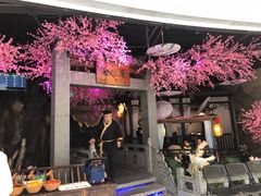 -韵秋荷(宝山龙湖天街店)
