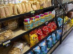 -零食小镇(彤万乐商贸店)