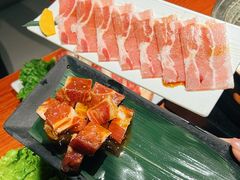 -山之屋炭火烧肉·生啤畅饮(大朗万科中央公园店)