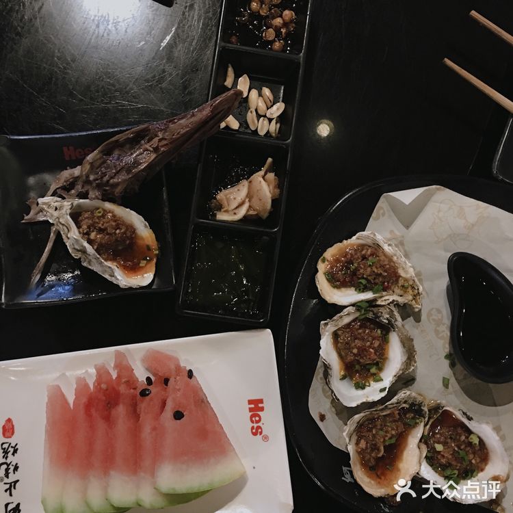 麻辣鲜香，连吃3只不撒手的就是她啦！