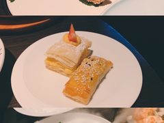 鸳鸯天鹅酥-万丽轩·粤菜(王府井金茂万丽酒店)
