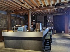 -比顿咖啡(和顺古镇店)