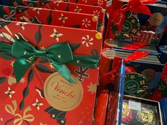 -VENCHI 闻绮(北京国贸商城店)