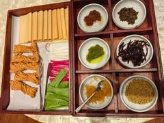 -四季明湖·鲁菜海鲜(明湖店)