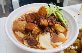 Huangjiang Crispy Pork Noodles