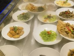 -头上红煨盐鸡·非遗院子餐厅