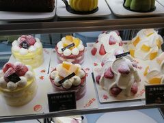 -焙丽拾光(麦凯乐直营店)