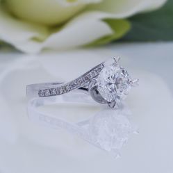 钻戒-威德钻石-克拉钻大本营(南京东路店)