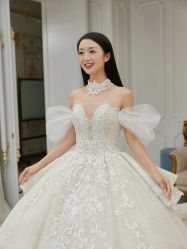 -艾朵婚纱