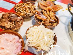 -厂花素芬九宫格火锅(益州大道店)