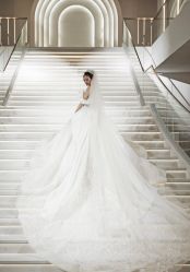 -拉瑞娜LaReine婚纱礼服高级定制