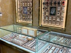 -亨得利名表服务中心(上海湾店)