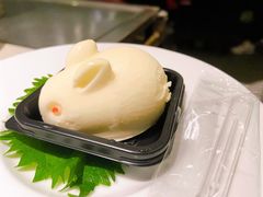 慕斯酸奶兔-海底捞火锅(杭州庆春路夜宵主题店)