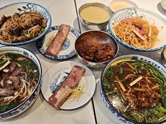 -镇南锅盖面馆(解放路店)