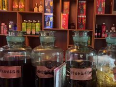 -果松木炭酸菜铜火锅·外婆参鸡汤