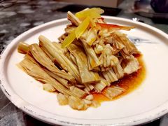 -朱记乳鸽王·非遗石岐乳鸽·全鸽宴(大兴旗舰店)