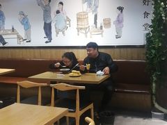 -三好食堂(煎饺·馄饨·肉饼米线·盛世广场店)