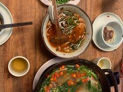 招牌小锅米线-缘生态云南菜·野生菌庭院餐厅(华侨城店)