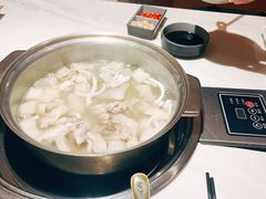 -喃喃椰·糟粕醋·椰子鸡火锅(七堡花园店)