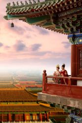 -雪中彩影婚纱摄影·微光艺术中心