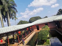 -侯臣咖啡文化村