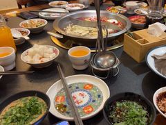 -沸炉重庆老火锅(军事博物馆店)