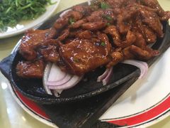 铁板牛肉-小实惠嘉(威海路店)