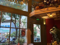 -玛格萝妮比萨屋(陆家浜路店)