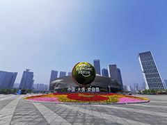 -东港音乐喷泉广场